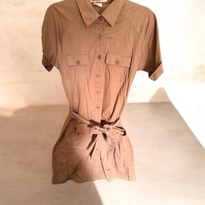 No Fuze Button-Up Tie-Waist utility Shirt Dress in Khaki Sz.L